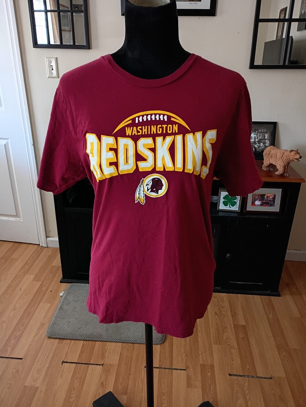 Small Washington Redskins Burgundy Short Sleeve Cotton Pullover Tee Tshirt Shirt